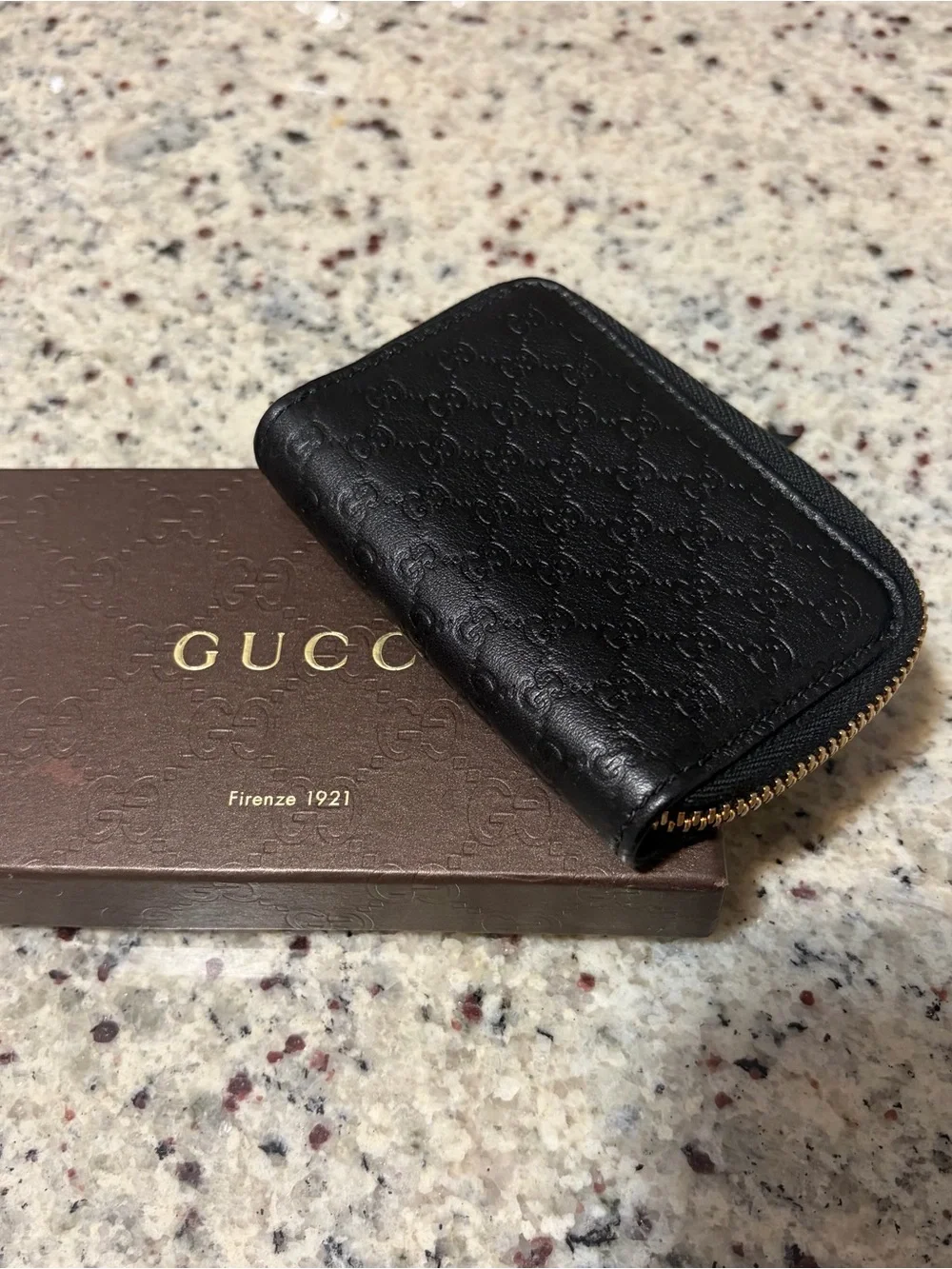 Authentic Gucci Black Leather 6 Key Ring Zip Pouch